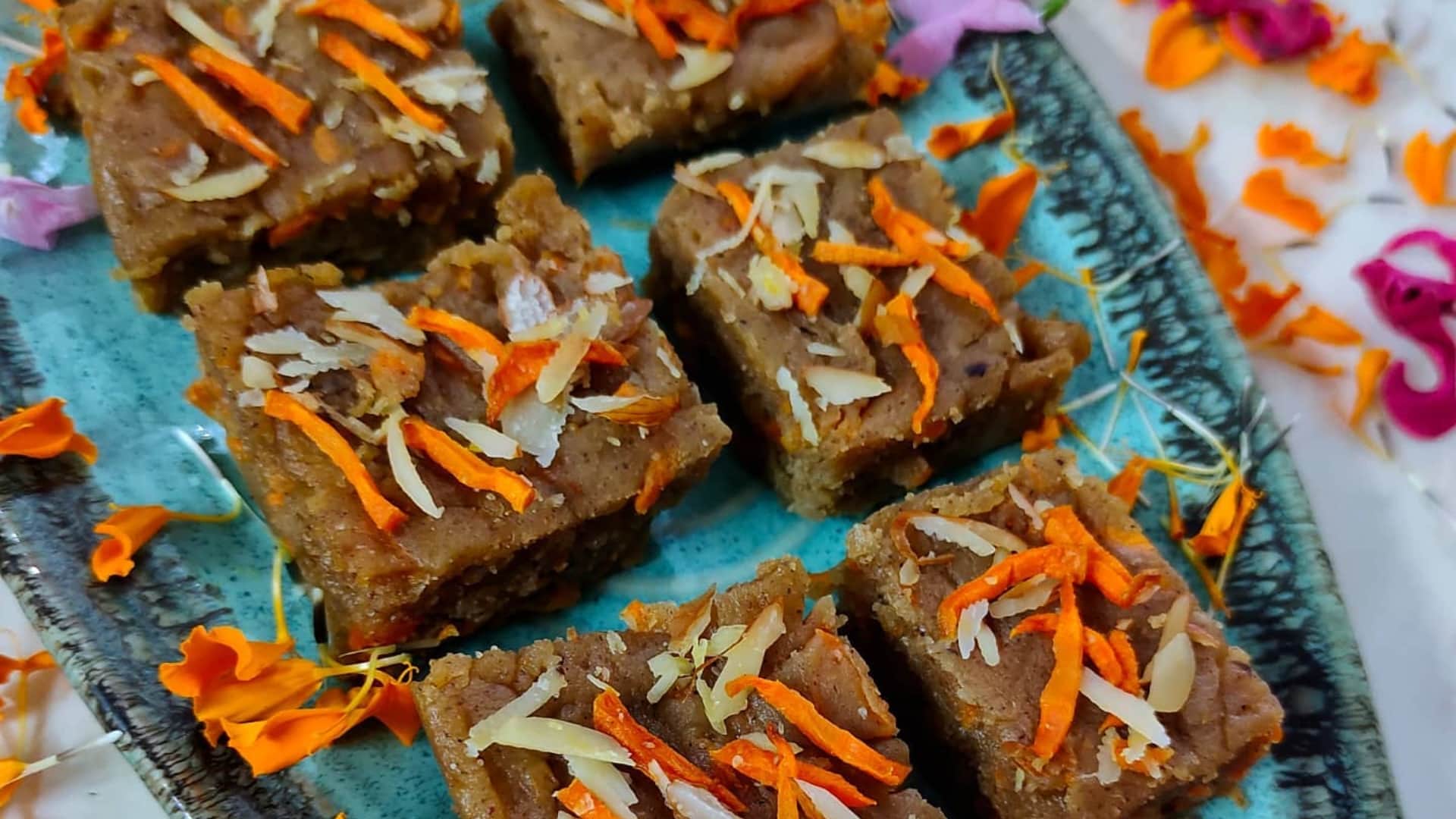 Mahashivratri 2025 Singhare Atte ki barfi recipe in Hindi How to make singhare ke atte ki barfi for Shivratri