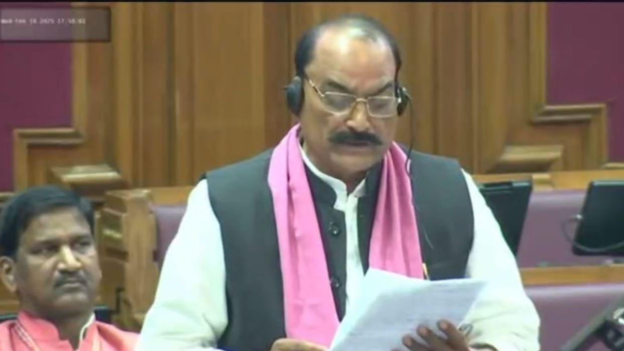 PWD has enough land, reducing the width of the road is not in public interest - Prabhu Narayan Yadav