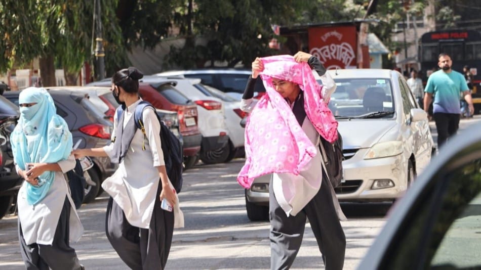 Indore Weather Temperatures February Summer Cold at Night