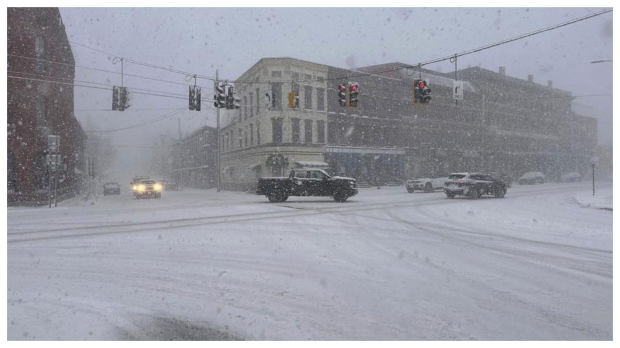 US hit with another storm cause heavy snow hundreds of accident