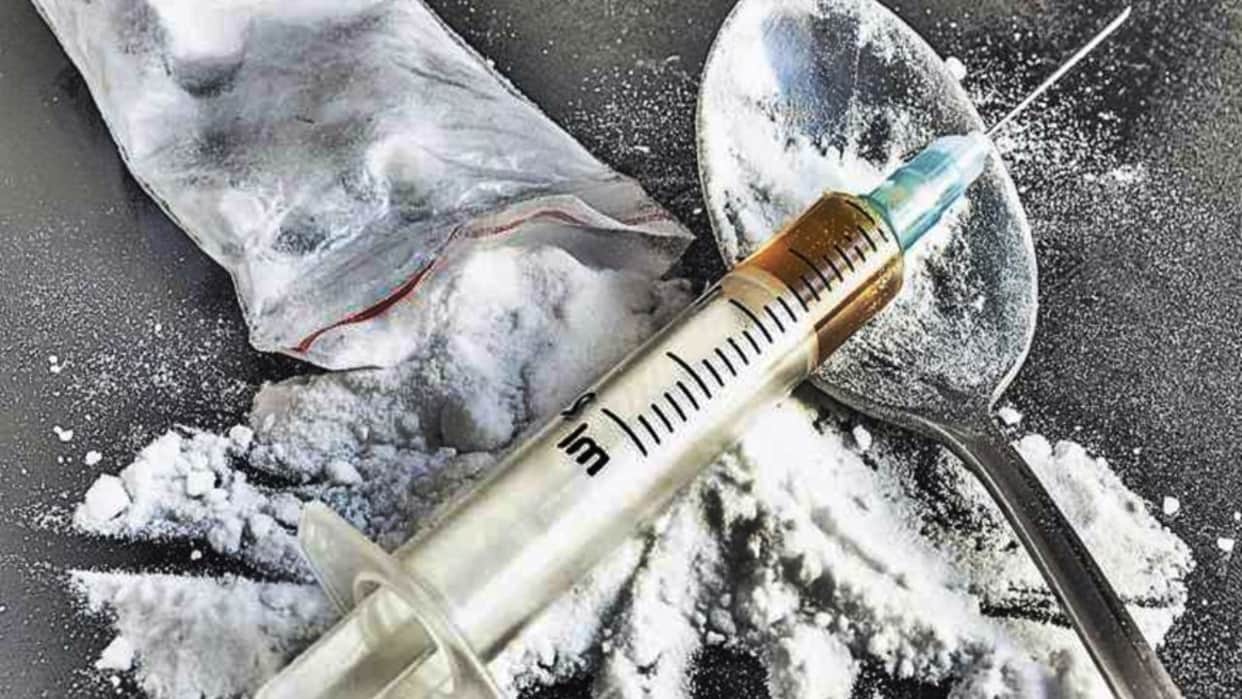 hamirpur ramnagar chitta seized three arrested ndps act