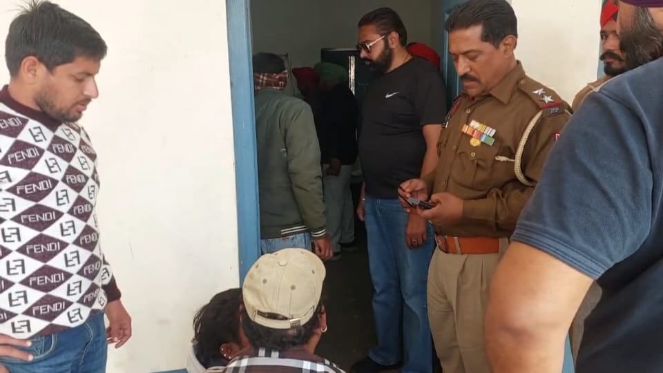 Student kill himself in Khanna Sanskrit College hostel