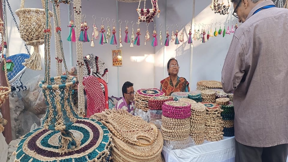 Eco friendly bag prepared by tribals is attracting people