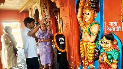 महाशिवरात्रि : काशी के घाटों पर बही स्वच्छता की बयार, विग्रहों का किया विशेष पूजन; लिया गया संकल्प Maha Shivratri 2025 Cleanliness drive conducted on ghats of Kashi people made aware