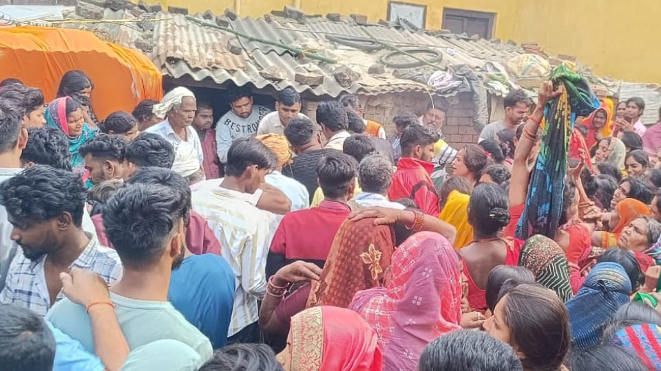 Kushinagar Crime News Brides Brother killed Wedding Celebrations blood stains on tent tell story of brutality