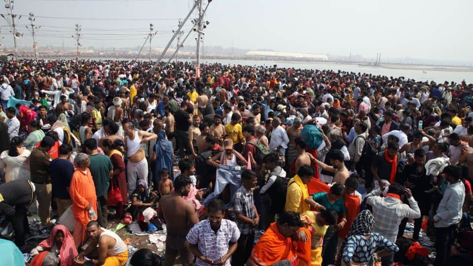 Mahakumbh 2025 Crowd of devotees gathered for snan see photos