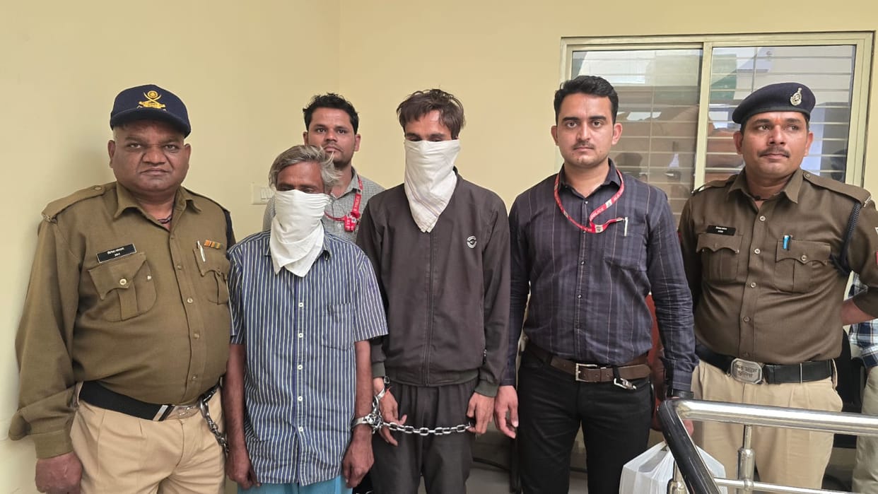 Indore: Thieves had gone to Mahakumbh to wash away their sins after theft, police caught them