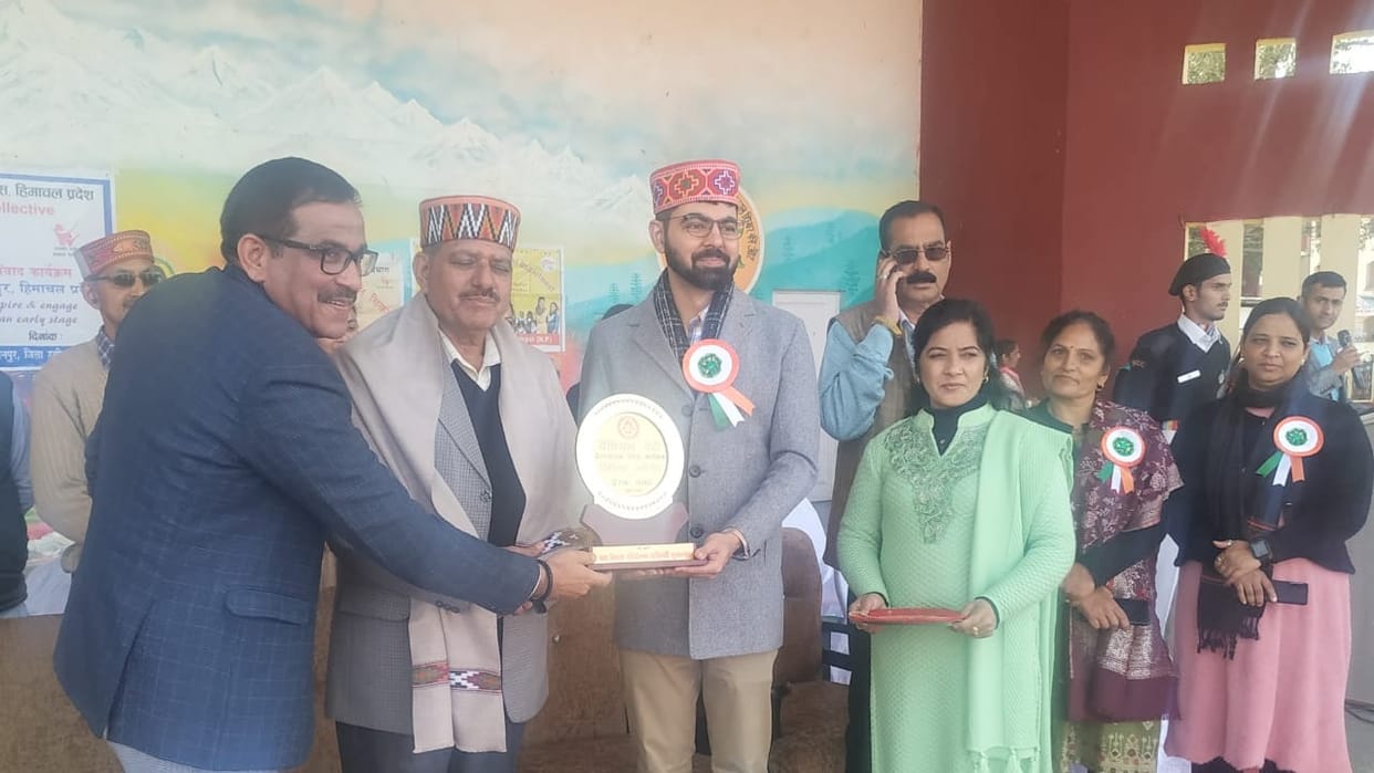 69 daughters who achieved special achievements were honored in Sujanpur Chaugan