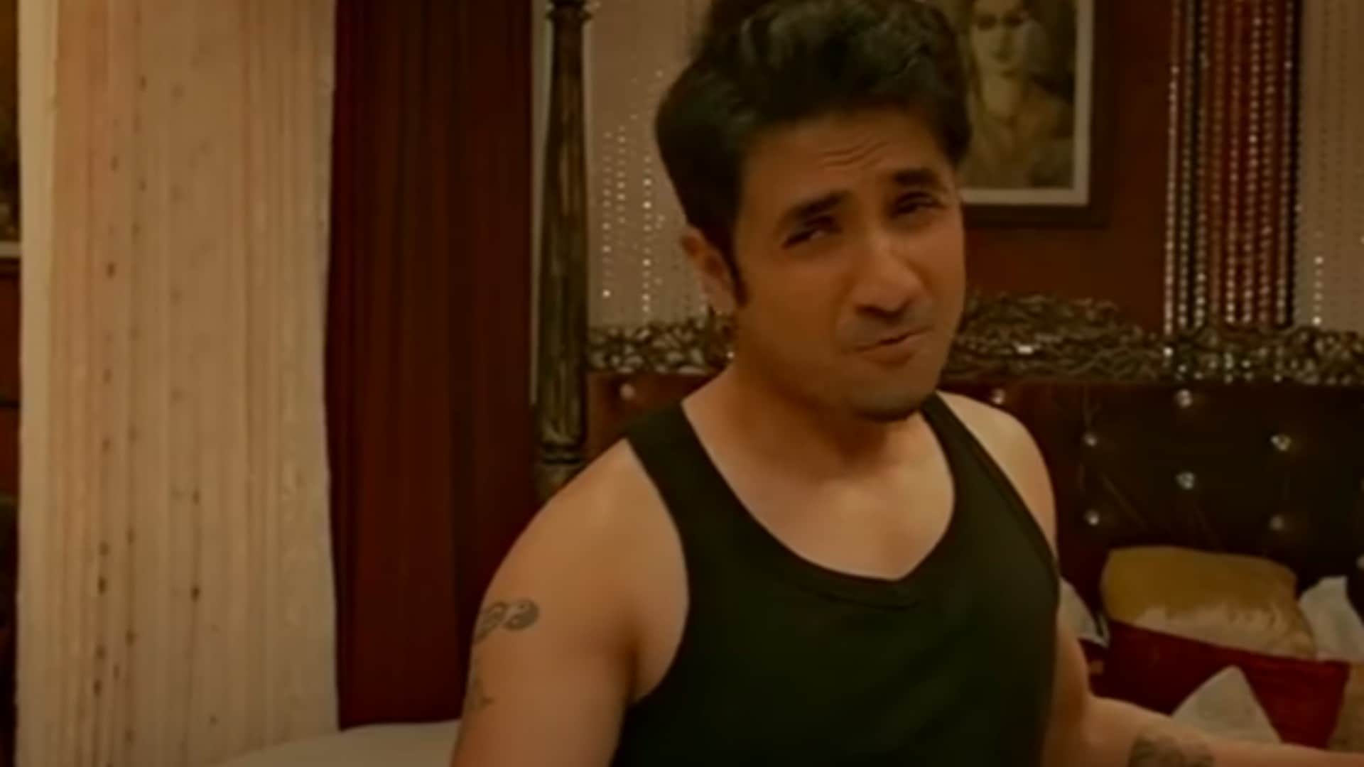 Stand Up Comedians Worked in Bollywood Movies Harsh Gujral Ravi Das Anubhav Singh Bassi Aaditya Kulshreshth