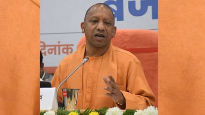 Metro will start running from Central from the first week of April, CM will inspect