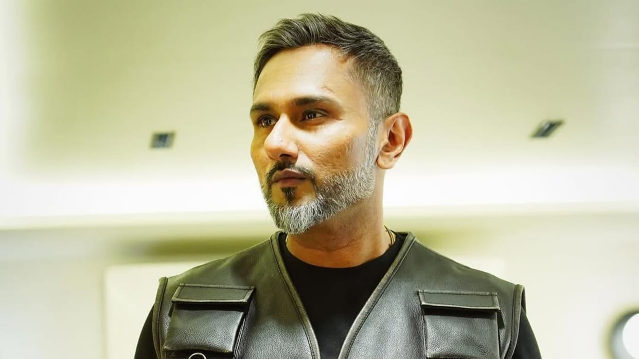 Honey Singh in troble as Actress Nitu Chandra moves Patna HC against song
