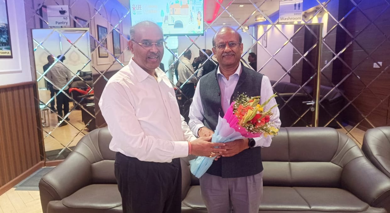 Rajesh Bindal said LLB students should adopt villages and give information about law gave suggestion to youth