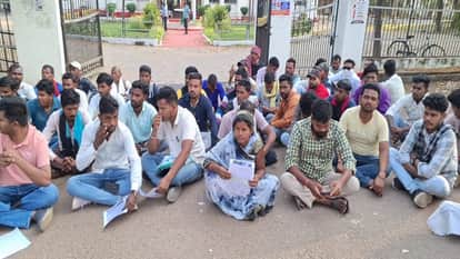 Allegations of irregularities in Zila Panchayat elections Congress candidate demands stay on results in Kabird