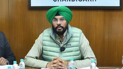 पंजाब सरकार में समाप्त किए गए प्रशासनिक सुधार विभाग ने कुलदीप धालीवाल से प्रभार वापस ले लिया,