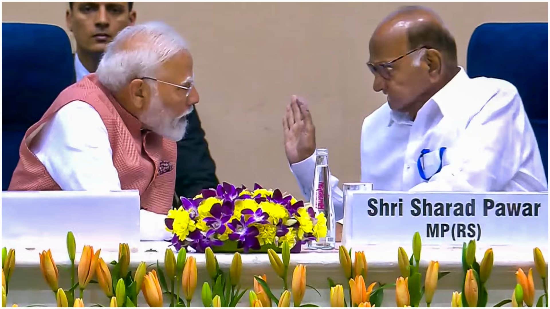 PM Modi special gesture to Pawar wins hearts at Marathi literary festival See Photos