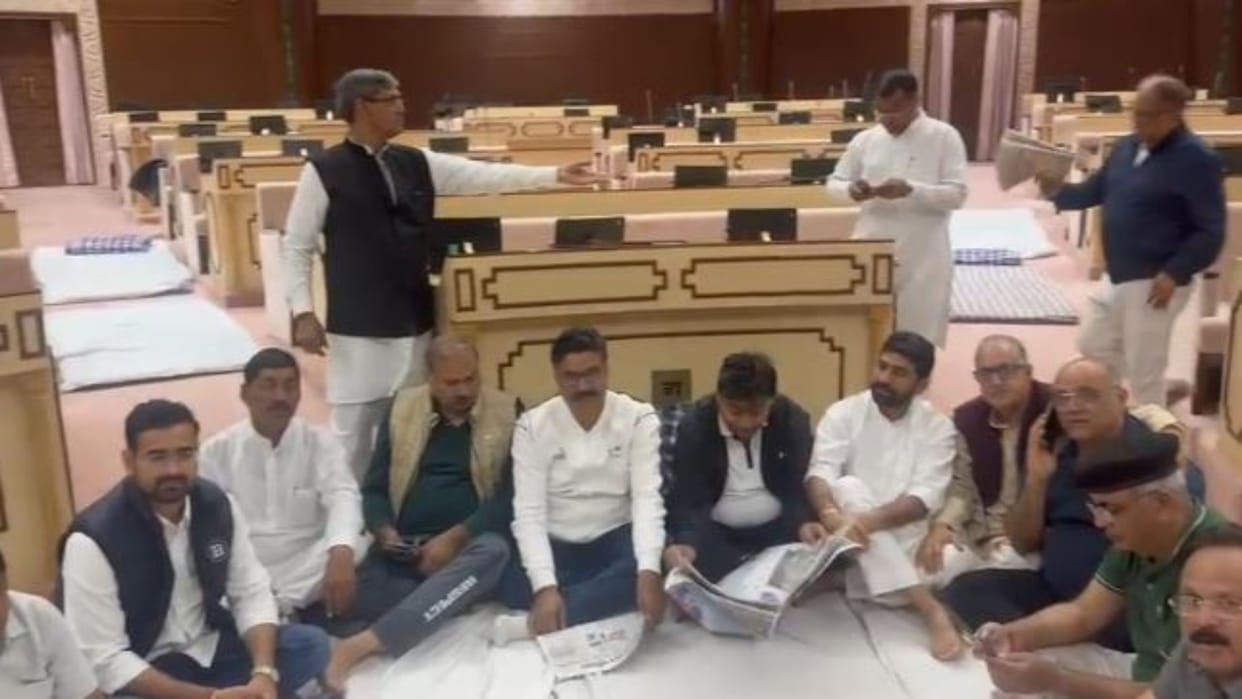 Rajasthan: Govt-Opposition Clash, Congress MLAs Sleep in Assembly; Protests at District Headquarters Today