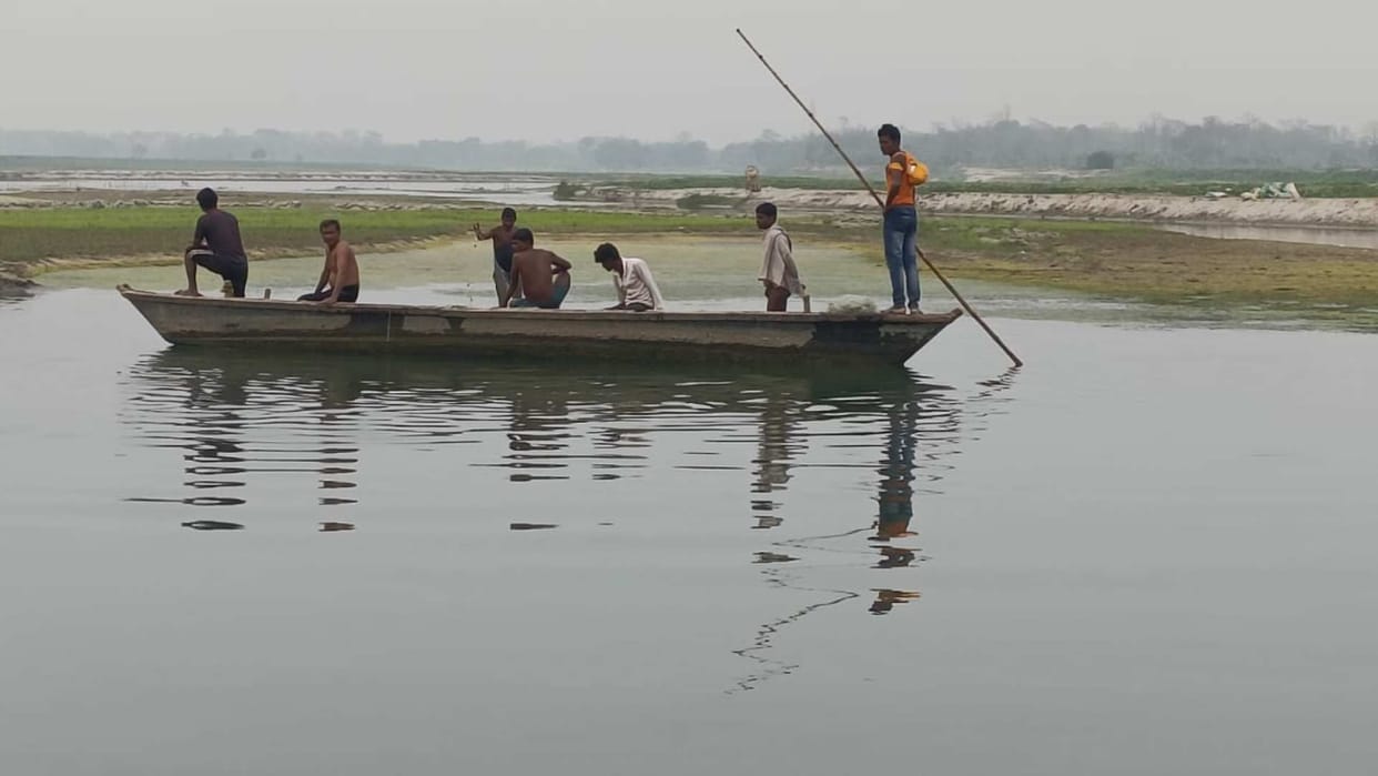 Bihar News : Two youths died due to drowning in Bagmati river Shivhar Sitamarhi Bihar police