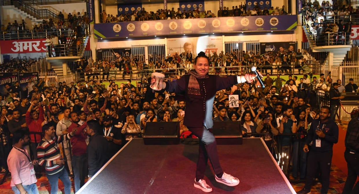 Kailash Kher Night: Lucknow people got addicted to music, youth kept dancing till late night; Damru dance enth