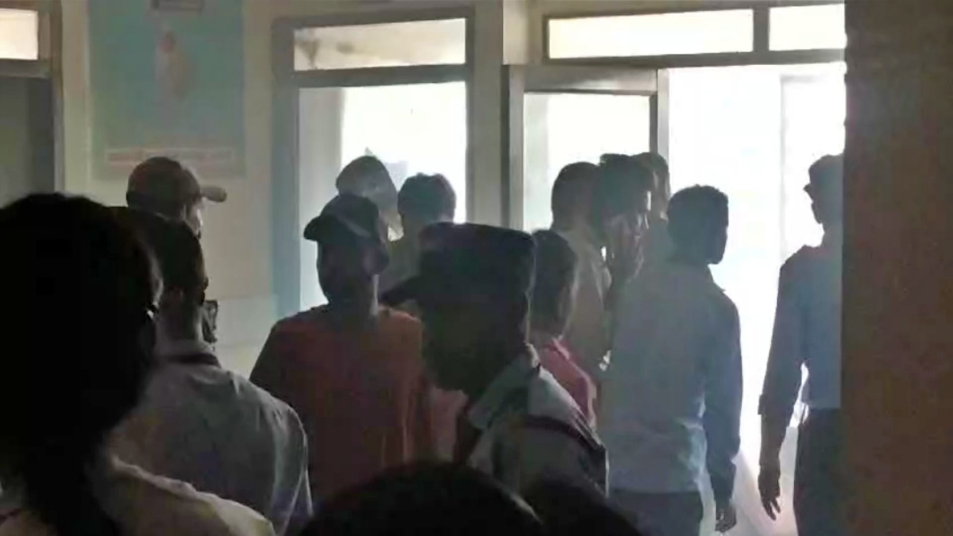 Darbhanga News: Fire broke out in DMCH's Gynecology Department, chaos ensued; precious vaccines burnt