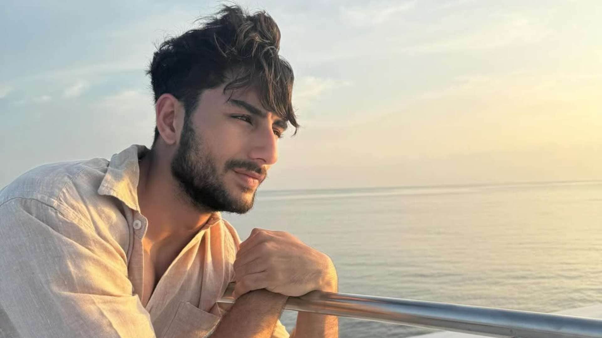 Nadaaniyan Film Star Cast Khushi Kapoor Ibrahim Ali khan Sunil Shetty Dia Mirza In Bts Video