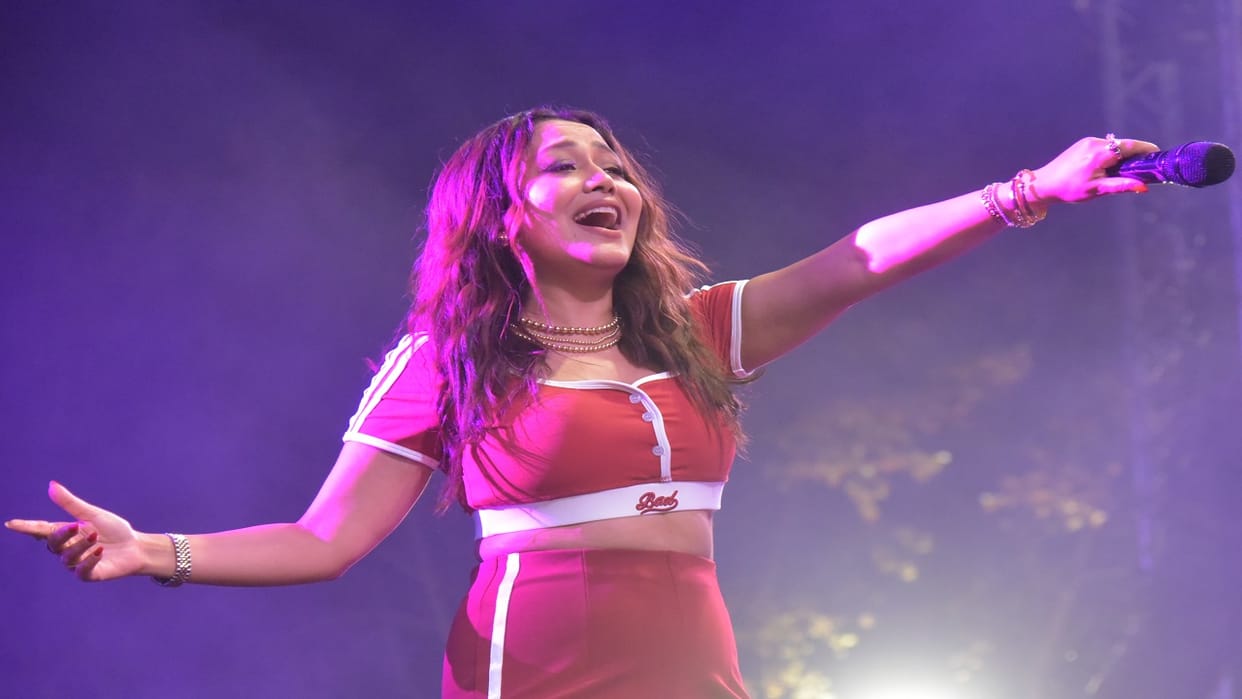 Neha Kakkar And Paradox Gave Performance In Inertia Festival Bareilly
