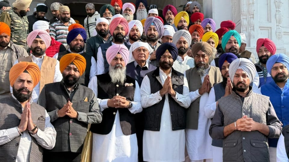 Delhi AAP team now faces BJP ministers in Punjab