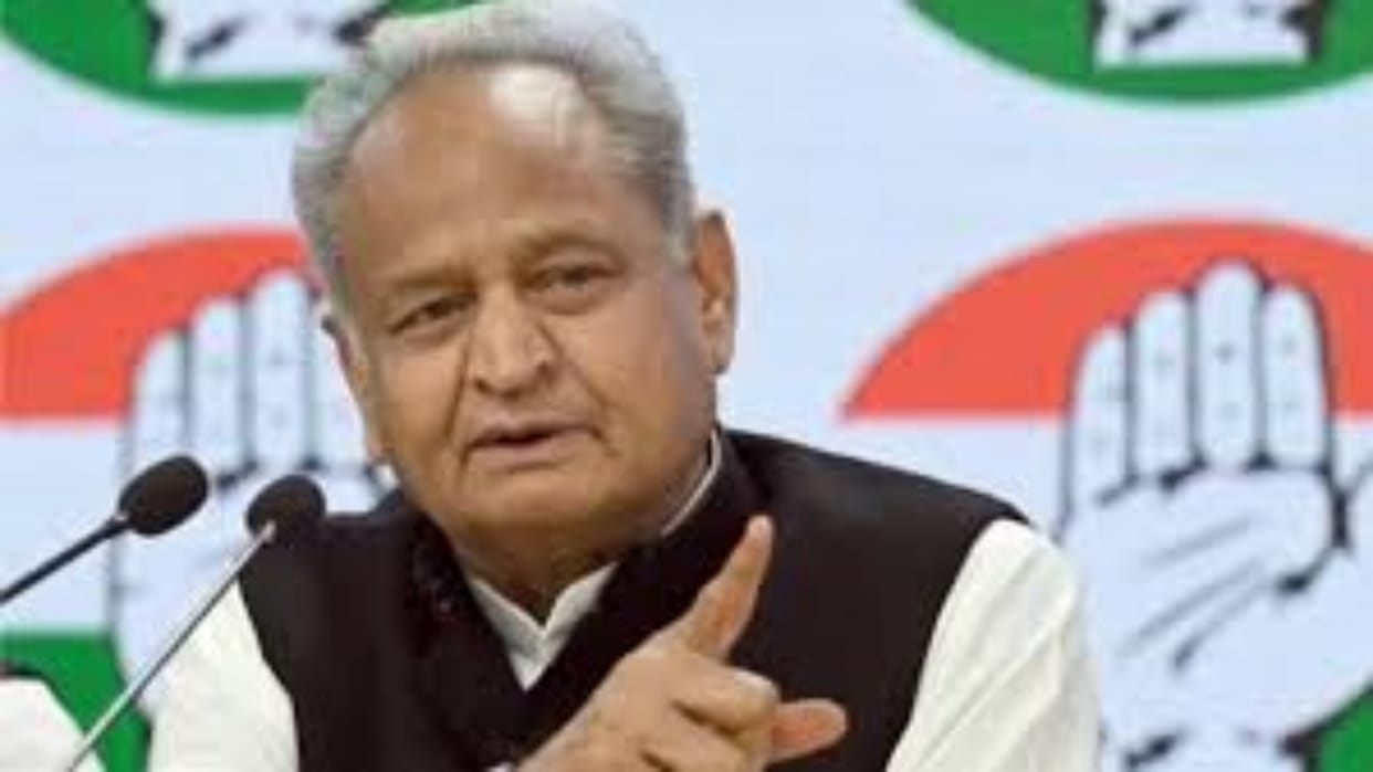 Rajasthan News: Former CM Ashok Gehlot targeted the government, said - 'There is no substitute for experience'