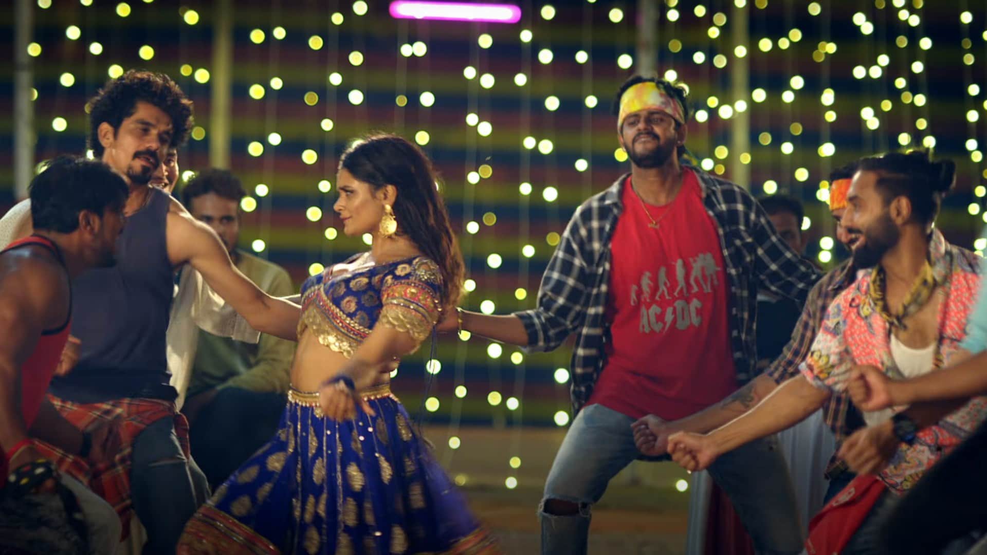 Shreyas Iyer Sister Shresta Iyer Steals the Spotlight in Agreement Karle Song from Sarkari Baccha