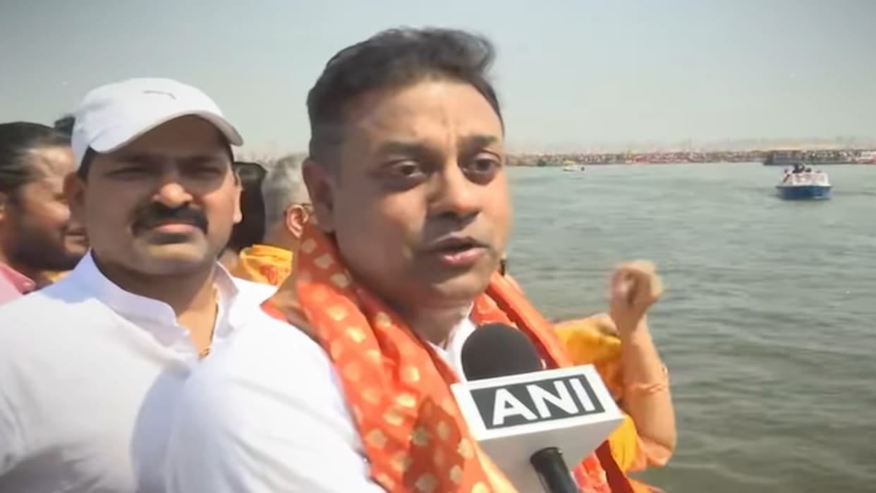 Mahakumbh 2025: Leaders including CM of Orissa took bath in Sangam, special puja done for India victory