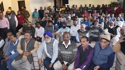 Fare hike: Traders angry corporation officials, MLA said- If people lose their senses, what happen to mayor