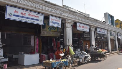Fare hike: Traders angry corporation officials, MLA said- If people lose their senses, what happen to mayor