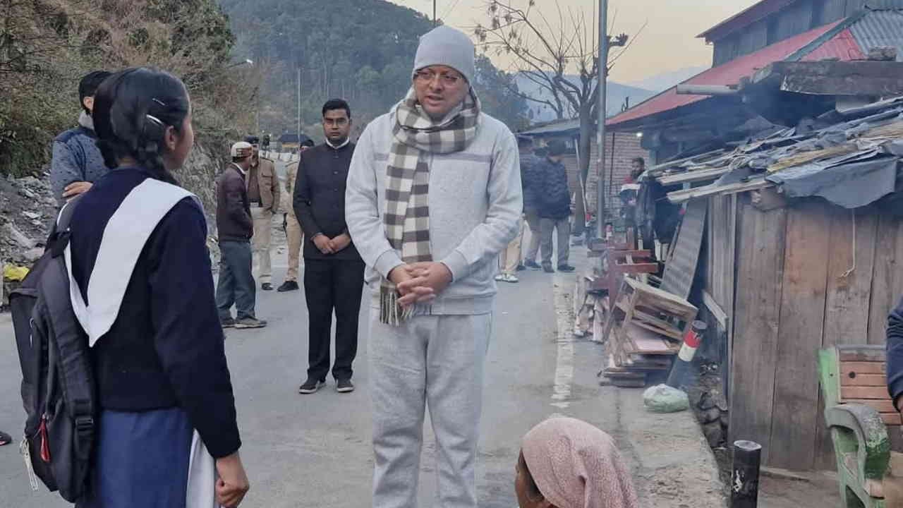 CM Dhami went out for morning walk interacted with local people and school children in Hanol market Vikasnagar