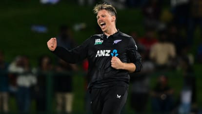 Champions Trophy: Is Team India benefiting by playing at one place? New Zealand spinner Bracewell reaction