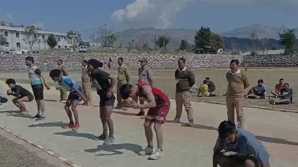 Male constable recruitment started in police line in pithoragarh