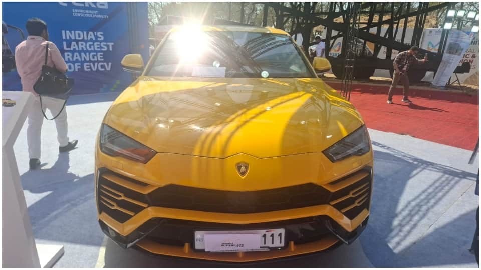 Global Investors Summit 2025 GIS AUTO EXPO Bhopal Luxury Cars of Lamborghini and Ferrari
