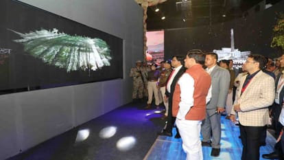 Global Investors Summit 2025 Bhopal Live Updates PM Modi Gautam Adani Mohan Yadav News in Hindi
