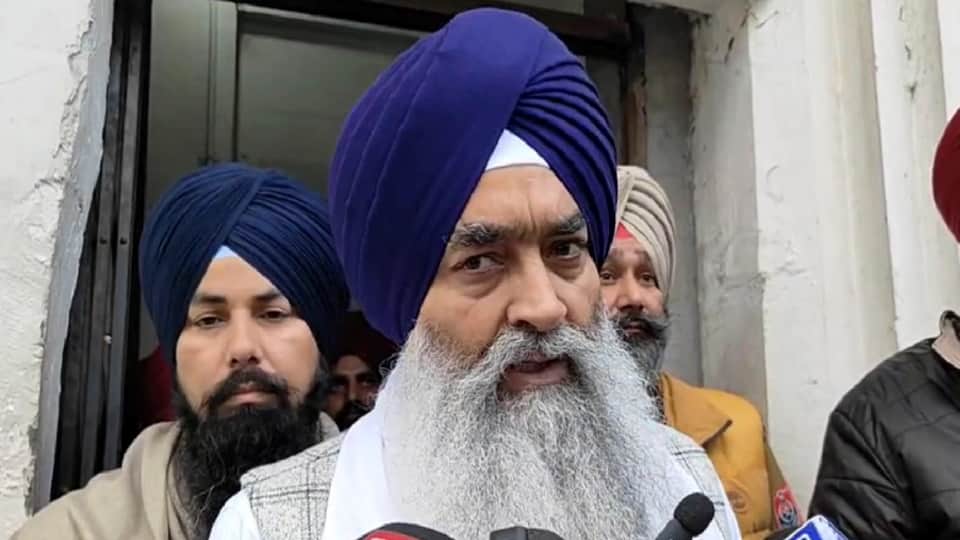 Gunshot fired at former Jathedar Giani Raghbir Singh house in amritsar