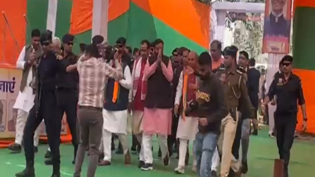 BJP's electoral move in Rohtak: CM Saini released a resolution letter from the Congress stronghold