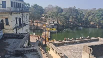 Mahashivratri 2025 Tikamgarh Kundeshwar Dham Shiv Bholenath Mandap Decoration Photos News in Hindi