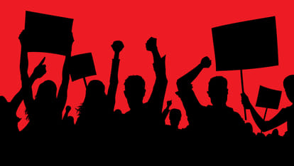 Students Protest Outside Education Ministry Over NEET CUET Exam Irregularities and Paper Leak Row