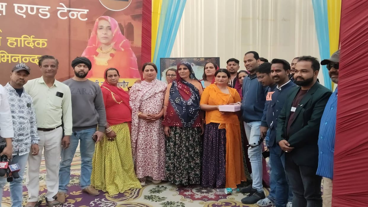 Ajmer Carrying burden of gratitude eunuchs have begun to leave city All India Eunuch Mahasammelan concludes