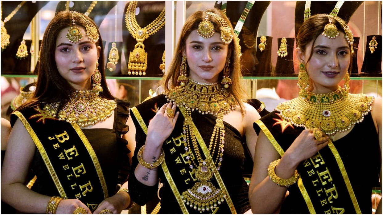 Gold Silver Price Monday Trading Saraffa Bazar Updates 10 gms sone ki kimat chandi ka rate hindi news