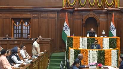 मुख्यमंत्री रेखा गुप्ता