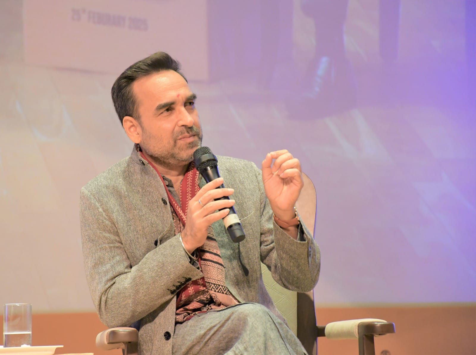 Bhopal: Film actor Pankaj Tripathi held a master class at MCU, told the students about his film struggle journ