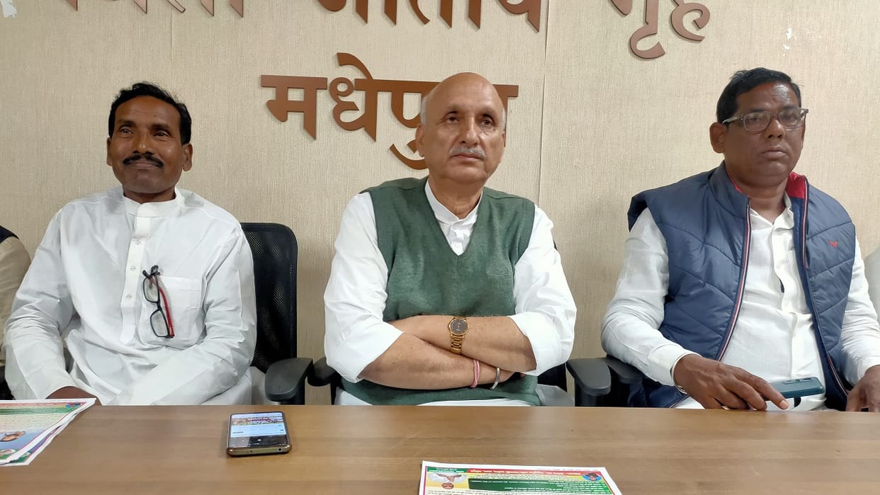 Bihar News : Lalu yadav rjd party leader chandrashekhar bad remarks on hindu religion