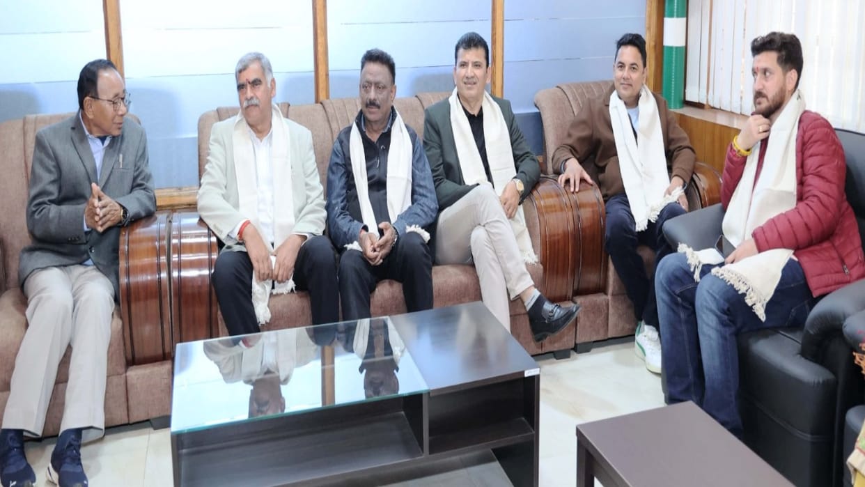 Himachal Vidhansabha's Local Fund Accounts Committee reached Meghalaya on a study tour