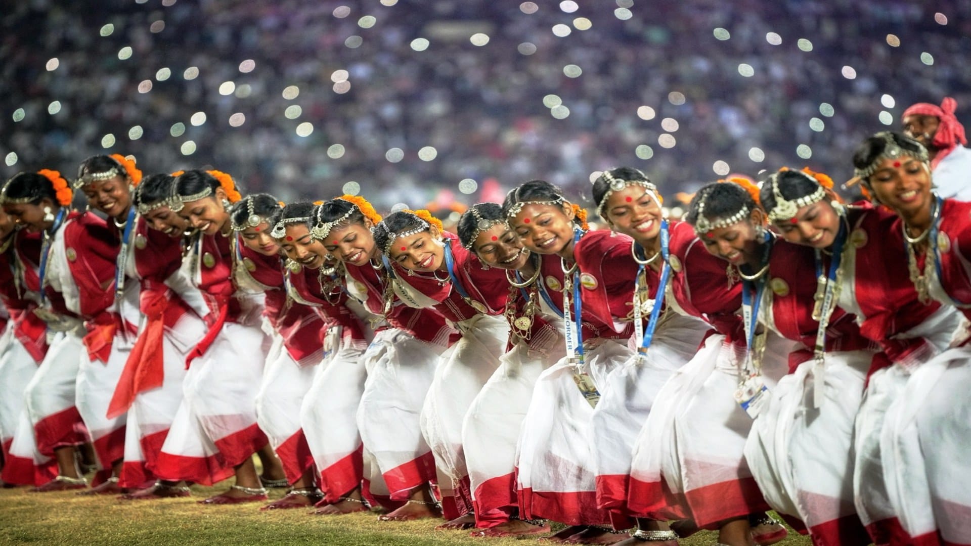 Jhumoir Binandini Laser show-traditional dance of thousands of artists Grand welcome of PM Modi in Assam