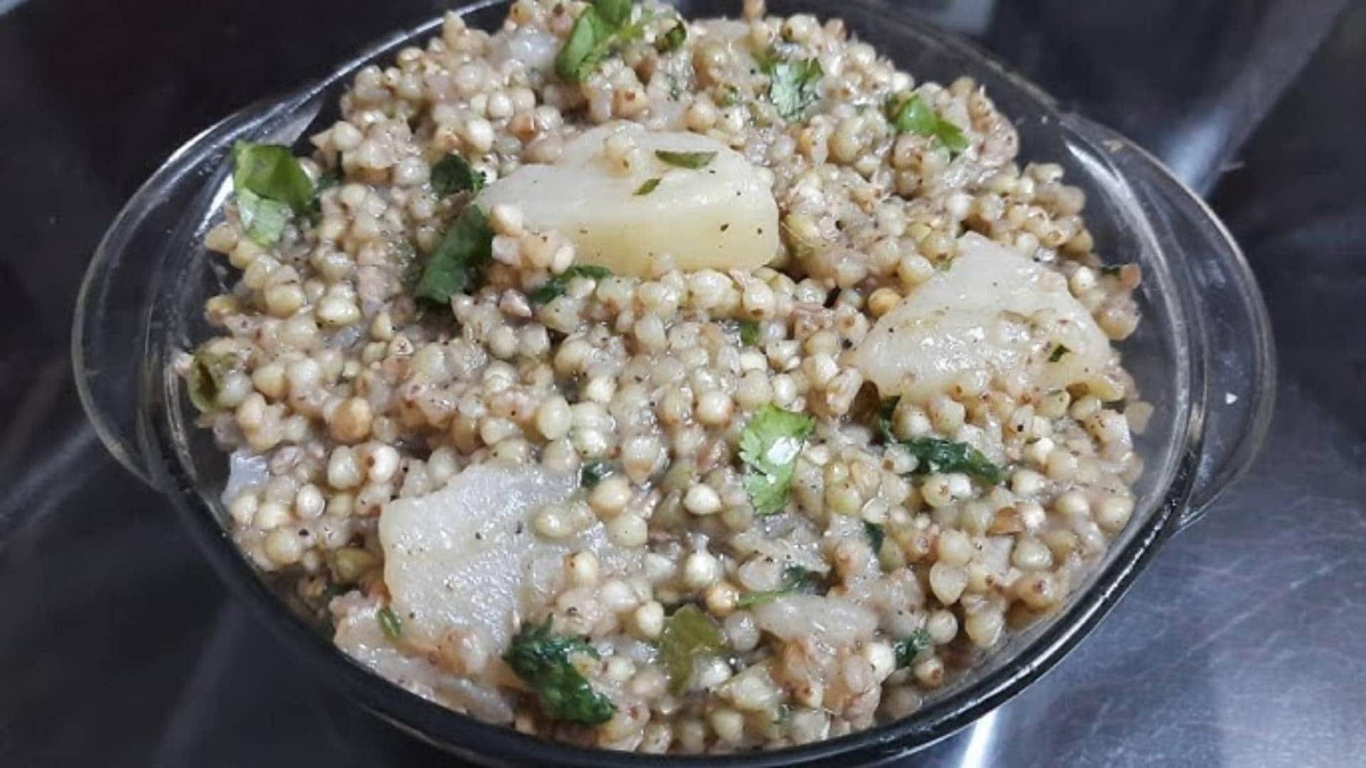 Mahashivratri 2025 make these spicy dishes with buckwheat flour for family Members details inside disprj
