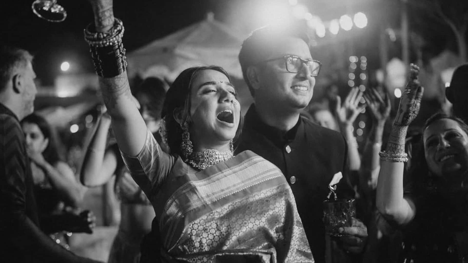 Prajakta Koli dance wearing Maharashtrian nose ring green bangles decorated her hands see photos of sangeet