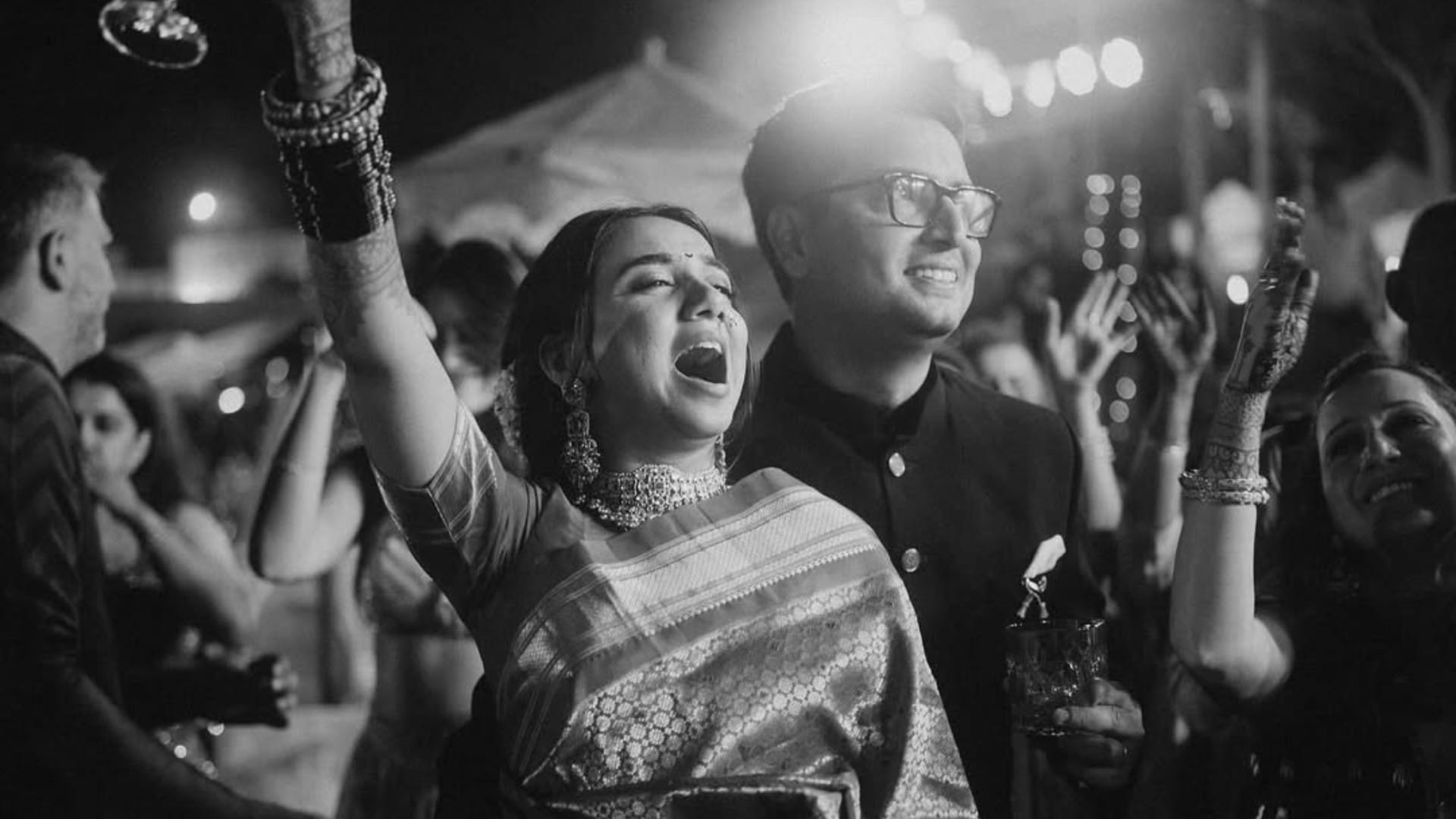 Prajakta Koli dance wearing Maharashtrian nose ring green bangles decorated her hands see photos of sangeet